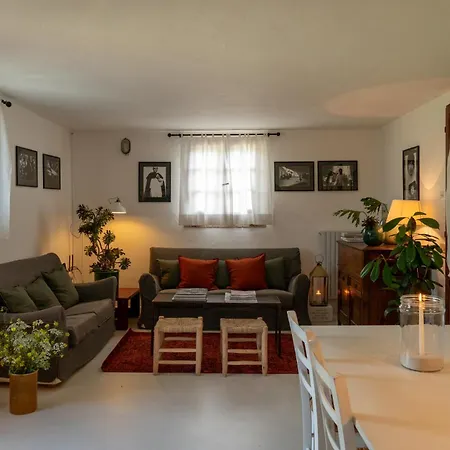Holiday home Il Fossetto, In Mezzo A Cavalli E Ulivi Secolari.